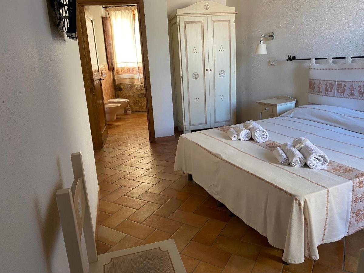 Bed And Bike Antico Mulino Hotel Aglientu Luaran gambar